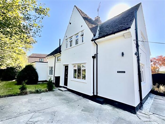 5 Bedroom Detached House For Sale In Worksop Road, Aston, Sheffield, Rotherham, S26