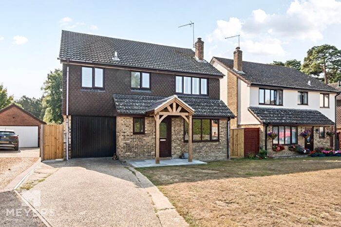 4 Bedroom Detached House For Sale In Morden Road, Wareham, BH20