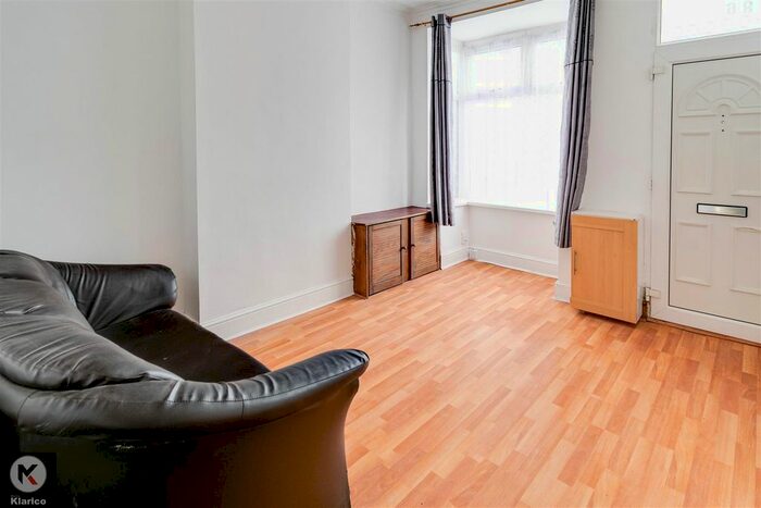 2 Bedroom Terraced House To Rent In Knowle Road, Sparkhill, Birmingham, B11