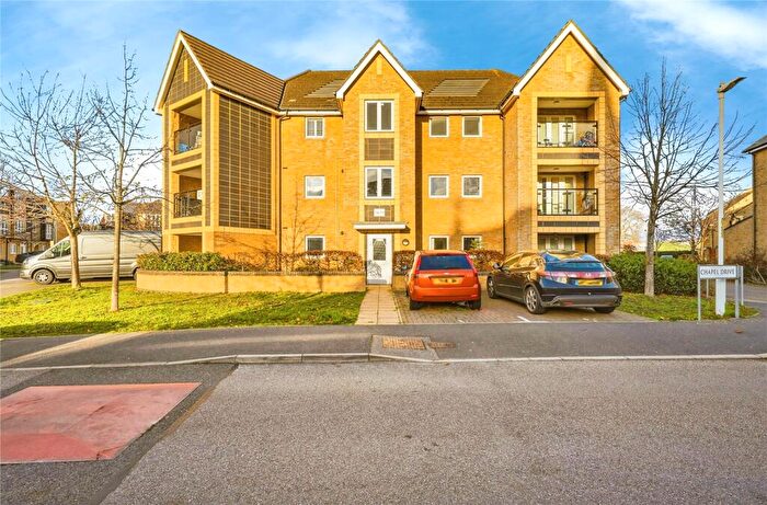 2 Bedroom Flat For Sale In Chapel Drive, Dartford, Kent, DA2