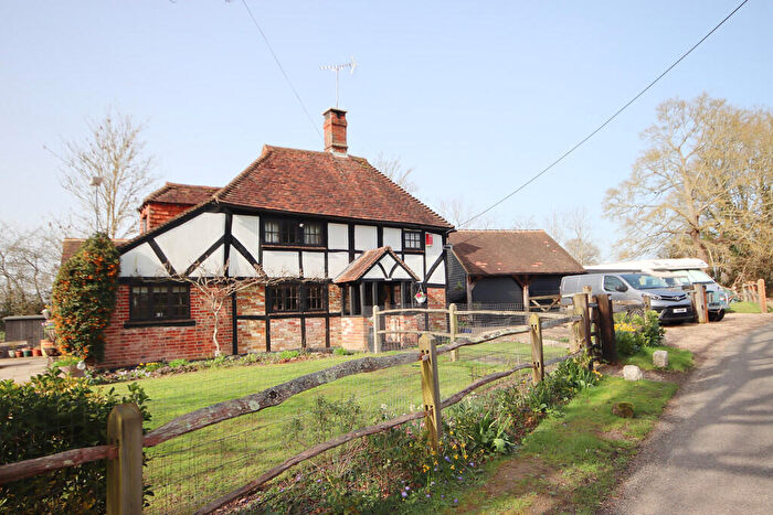 3 Bedroom Cottage For Sale In West Chiltington Lane, Coneyhurst, Billingshurst, RH14