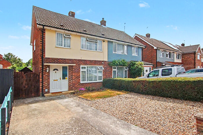 3 Bedroom Semi Detached House For Sale In Downs Crescent, Haverhill, Suffolk, CB9