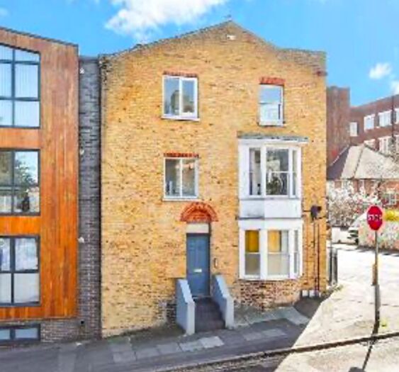 1 Bedroom Flat To Rent In Addington Street, Margate, CT9