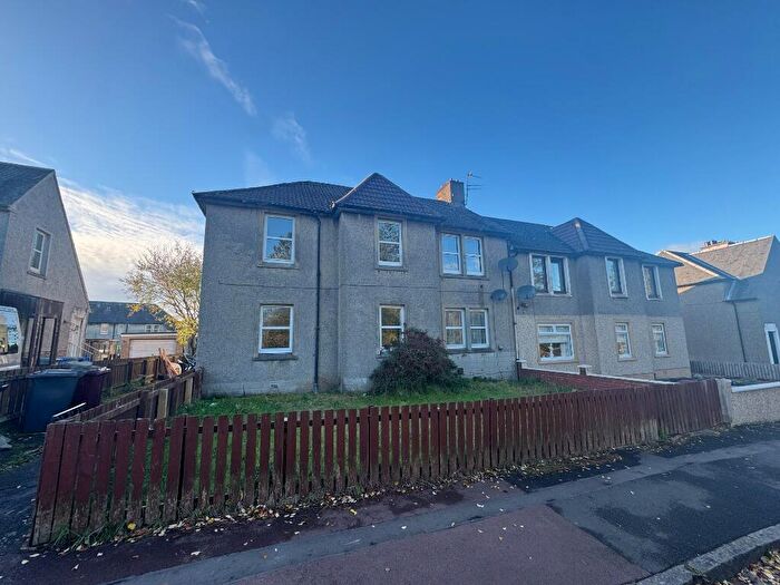 3 Bedroom Flat To Rent In Woodpark, Lesmahagow, South Lanarkshire, ML11