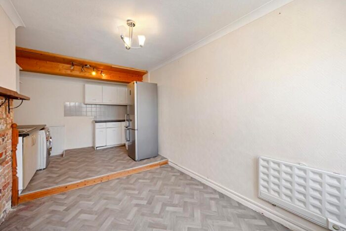 1 Bedroom Flat For Sale In Flat West Mansions, Heene Terrace, Worthing, West Sussex, BN11