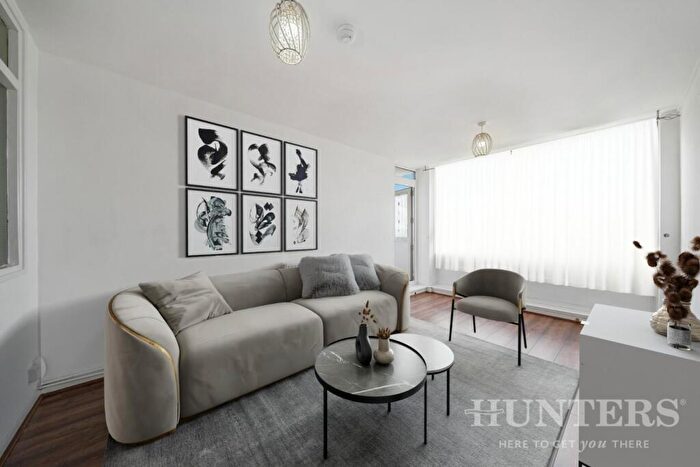 1 Bedroom Apartment For Sale In Twyford House, Chisley Road, London, N15