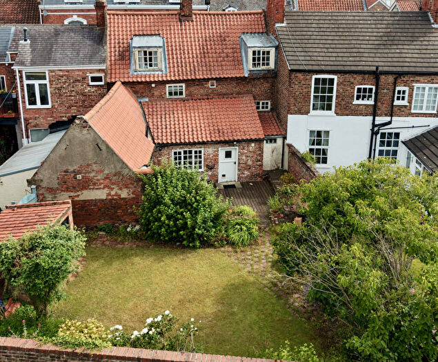 3 Bedroom Terraced House For Sale In Eastgate, Beverley, HU17