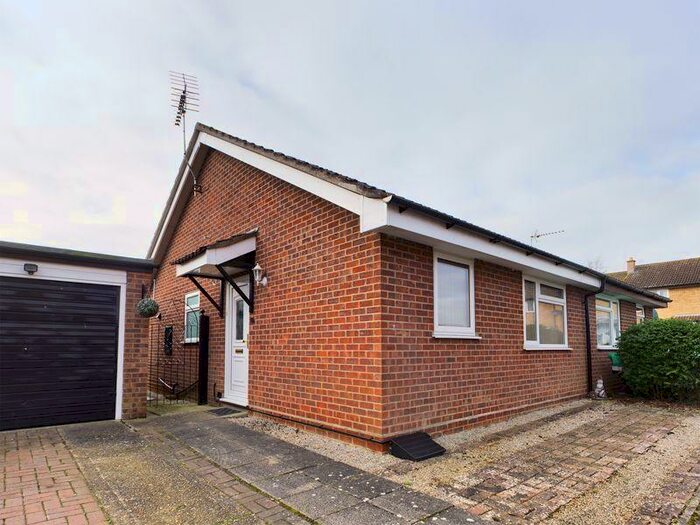 2 Bedroom Semi-Detached Bungalow For Sale In Eastern Way, Elmswell, IP30