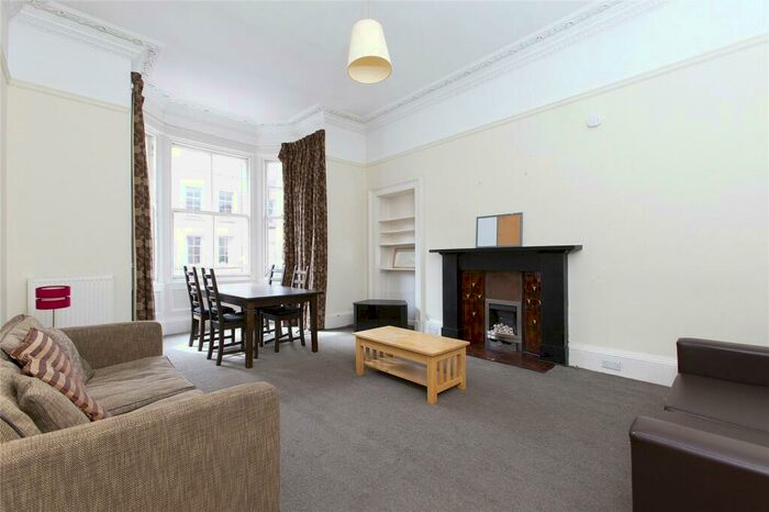 4 Bedroom Flat To Rent In East Preston Street, Newington, Edinburgh, EH8