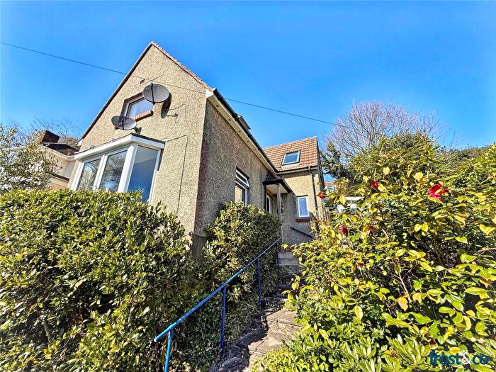 3 Bedroom Detached House For Sale In Glen Road, Parkstone, Poole, Dorset, BH14