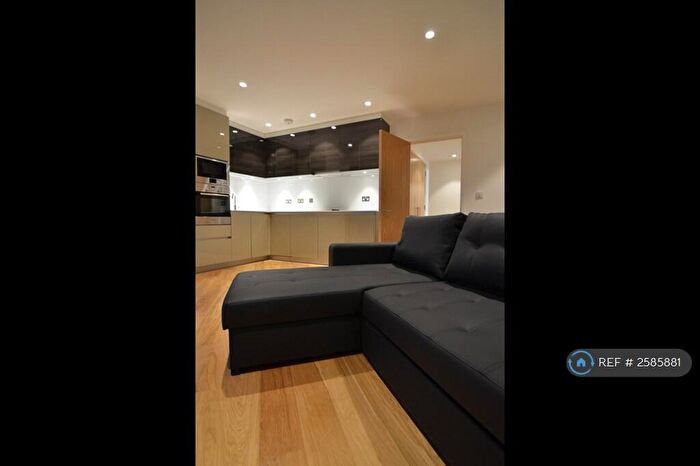 2 Bedroom Flat To Rent In Bywell Place, London, E16