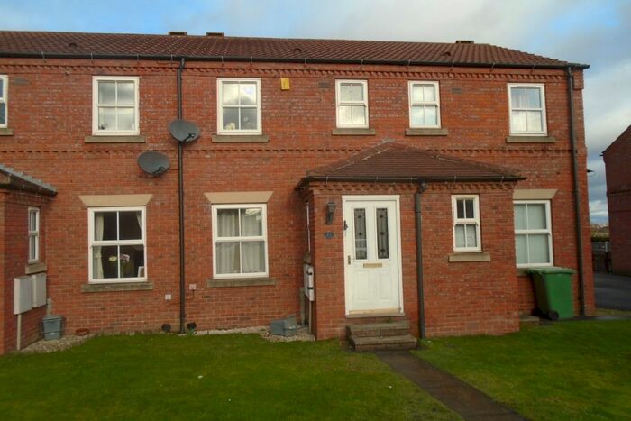 2 Bedroom Terraced House To Rent In Knavesmire, Rothwell, Leeds, LS26