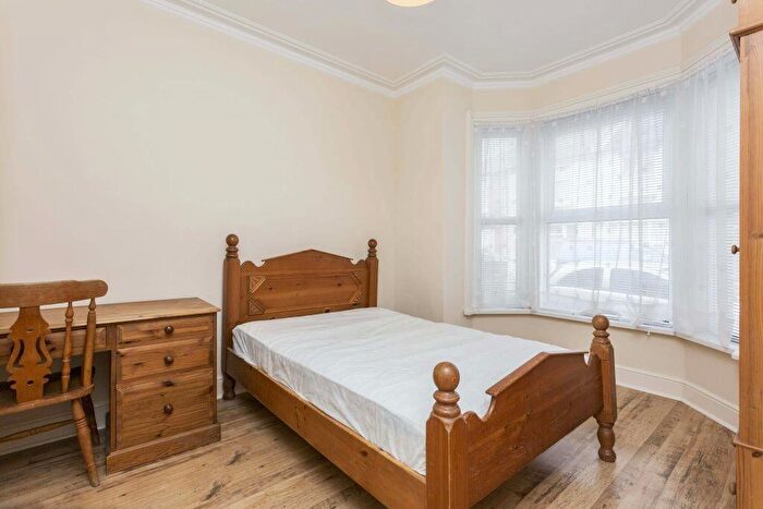 1 Bedroom Barn Conversion To Rent In Clive Road, Portsmouth, PO1