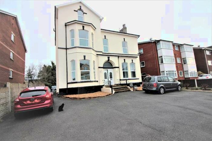 2 Bedroom Flat To Rent In Alexandra Road, , Southport, PR9