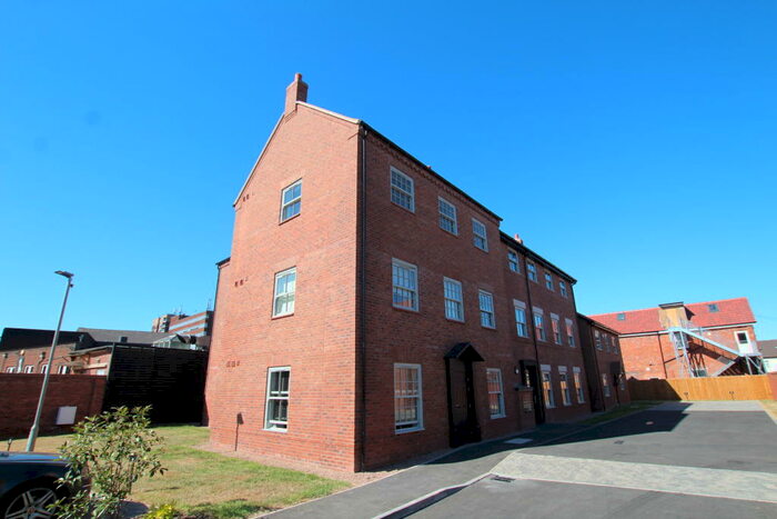 1 Bedroom Apartment To Rent In Phoenix House, Seacole Close, Tamworth, B79