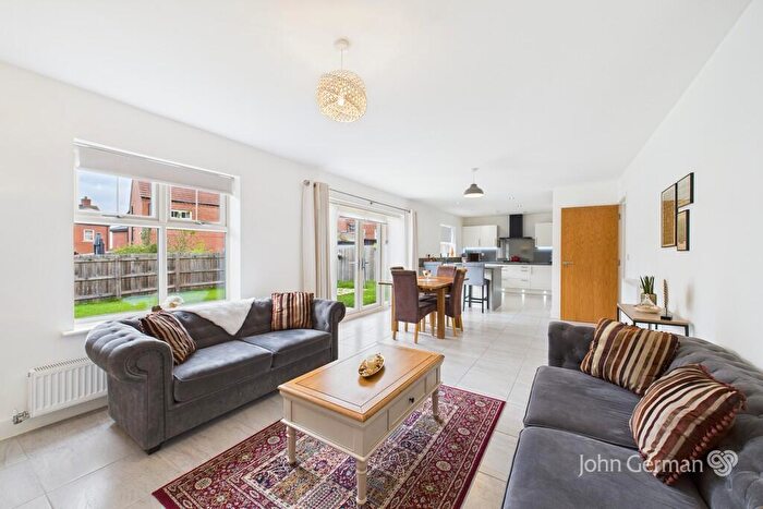 5 Bedroom Detached House For Sale In Oak Road, Burton-on-Trent, DE13