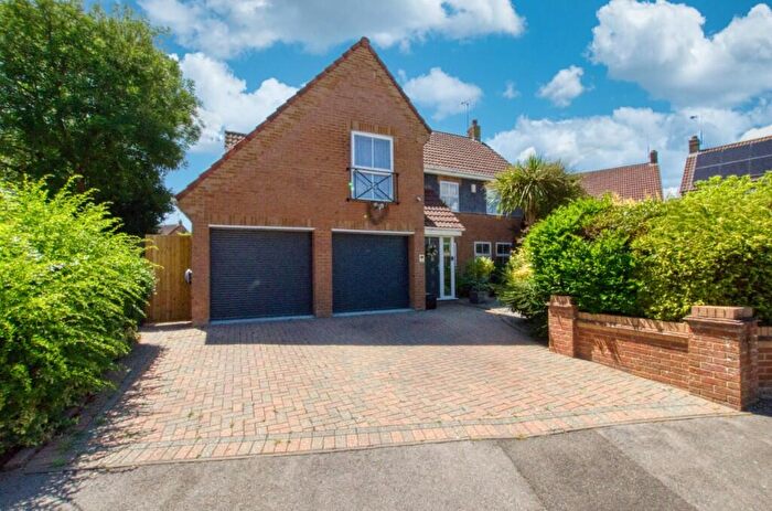 4 Bedroom Detached House For Sale In Hickory Gardens, Southampton, Hampshire, SO30