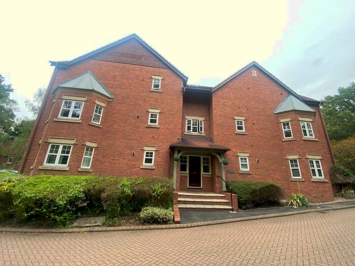 2 Bedroom Flat To Rent In Cedar House, Horsley Road, Sutton Coldfield., B74