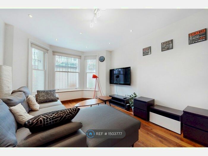2 Bedroom Flat To Rent In Philbeach Gardens, London, SW5