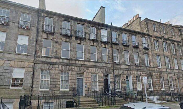 2 Bedroom Flat To Rent In Broughton Place, Broughton, Edinburgh, EH1