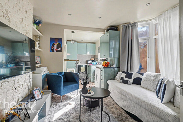 2 Bedroom Character Property For Sale In Gillett Road, Thornton Heath, CR7