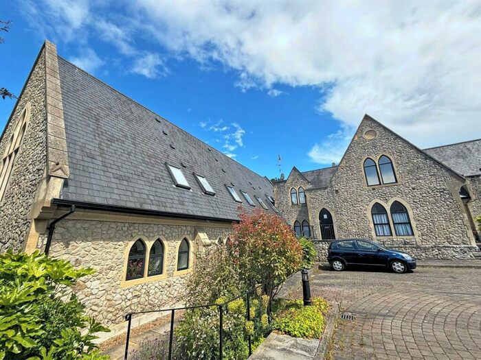 1 Bedroom Flat For Sale In Conway Mews, Brompton, Gillingham, ME7