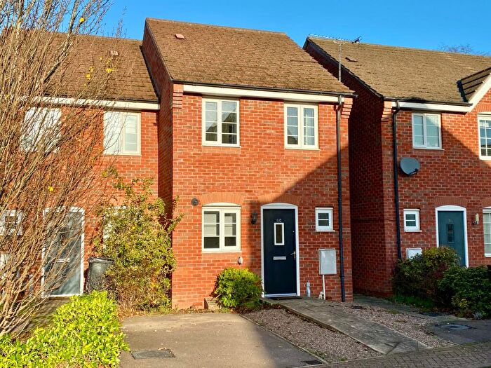 2 Bedroom Terraced House For Sale In Hathersage Close, Grantham, NG31