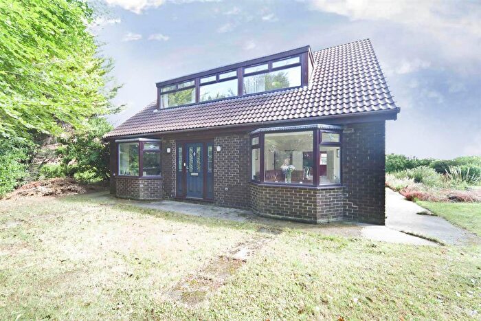 4 Bedroom Detached House For Sale In Coast Road, Blackhall Colliery, Hartlepool, TS27