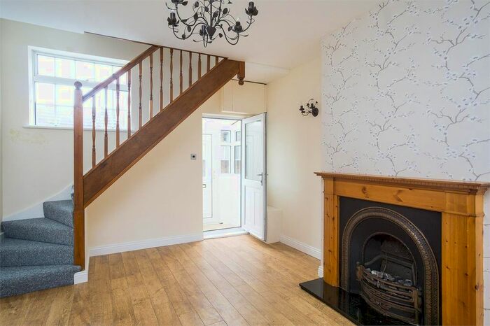 2 Bedroom Terraced House To Rent In Thompsons Cottages, Princes Avenue, Withernsea, HU19