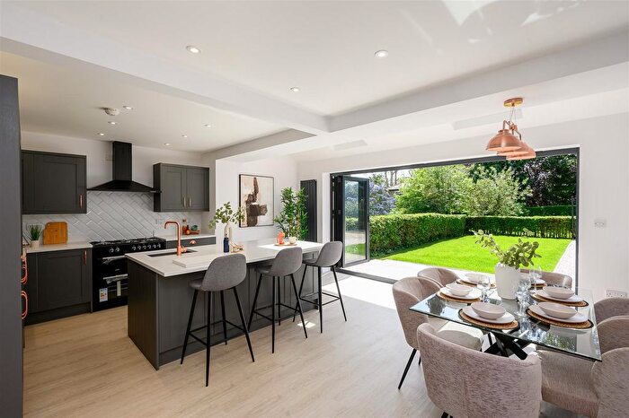 4 Bedroom Semi Detached House For Sale In Back Lane, Bilbrough, York, YO23