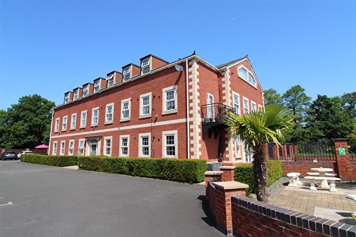 2 Bedroom Flat To Rent In River Greet Apartments, Racecourse Road, Southwell, Nottinghamshire, NG25