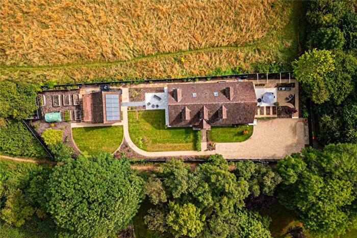 4 Bedroom Detached House For Sale In Whipsnade, Central Bedfordshire, LU6