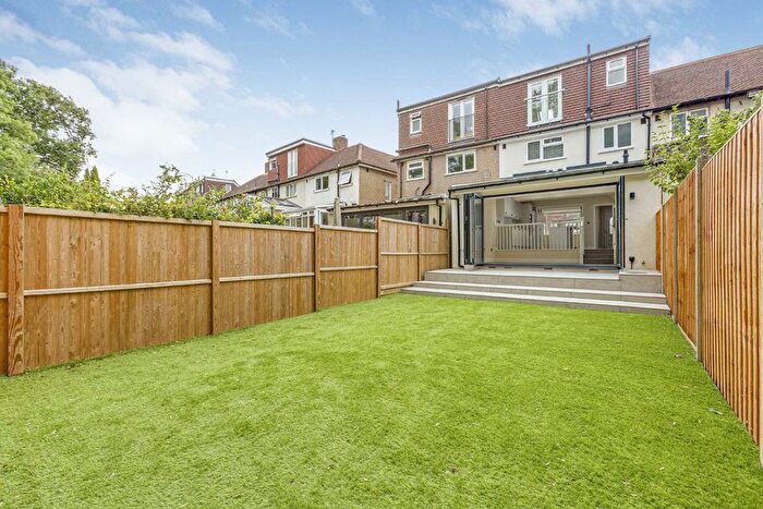 4 Bedroom Property To Rent In Fulwell Park Avenue, Twickenham, TW2