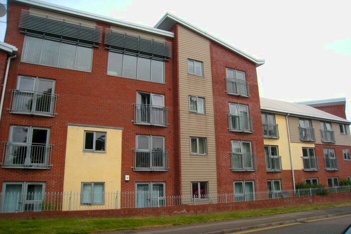 1 Bedroom Flat To Rent In Drapers Fields, Coventry, CV1