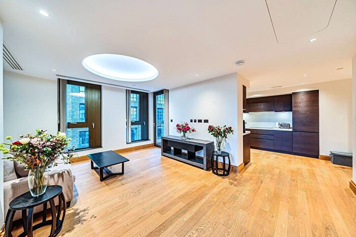 2 Bedroom Flat For Sale In Cleland House, Westminster, London, SW1P