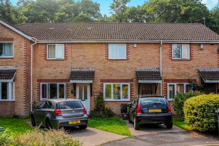 2 Bedroom House To Rent In Clos Y Wiwer, Thornhill, Cardiff, CF14