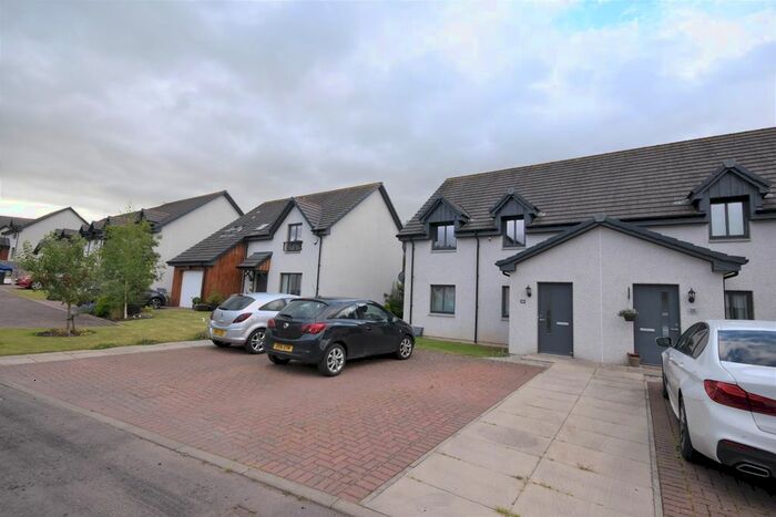 2 Bedroom Flat To Rent In Schoolfield Road, Rattray, Blairgowrie, Perthshire, PH10