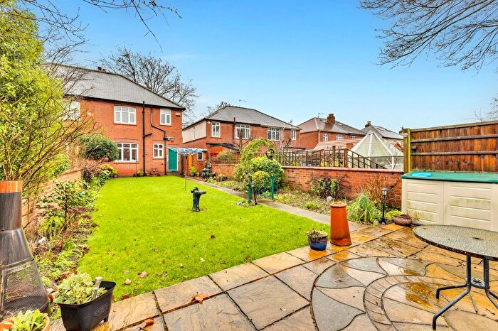 3 Bedroom Semi Detached House For Sale In Welbeck Road, Doncaster, DN4