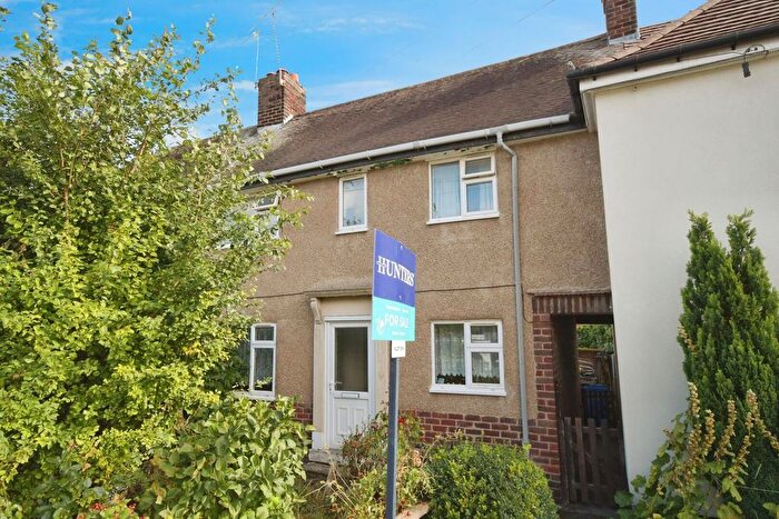 3 Bedroom Terraced House For Sale In Birdholme Crescent, Birdholme, Chesterfield, S40