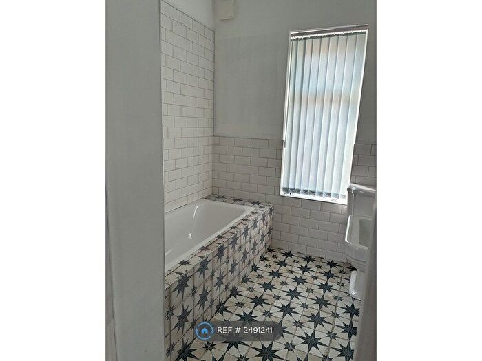 2 Bedroom Terraced House To Rent In Belvoir Avenue, Manchester, M19