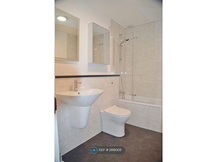 1 Bedroom Flat To Rent In Greencroft Gardens, London, NW6