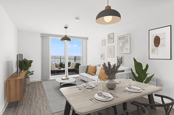 1 Bedroom Flat For Sale In Plot . - Bed Apt, Cavalier Court, Gillingham, ME4