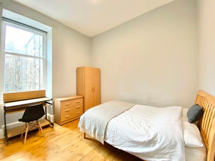 4 Bedroom Property To Rent In Derby Street, Glasgow, G3