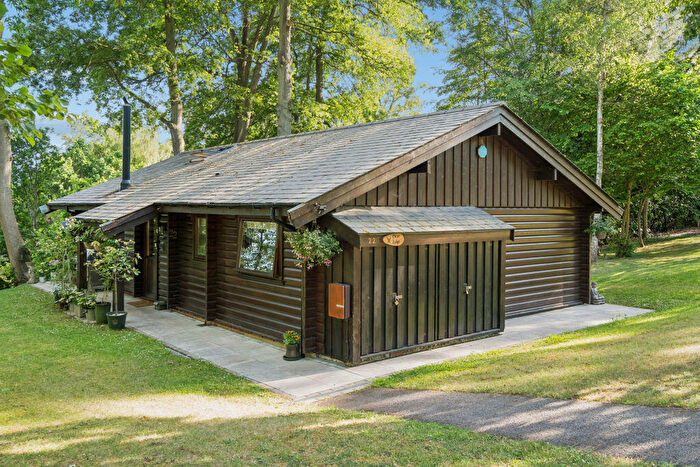 2 Bedroom Detached Bungalow For Sale In Harleyford, Marlow, SL7