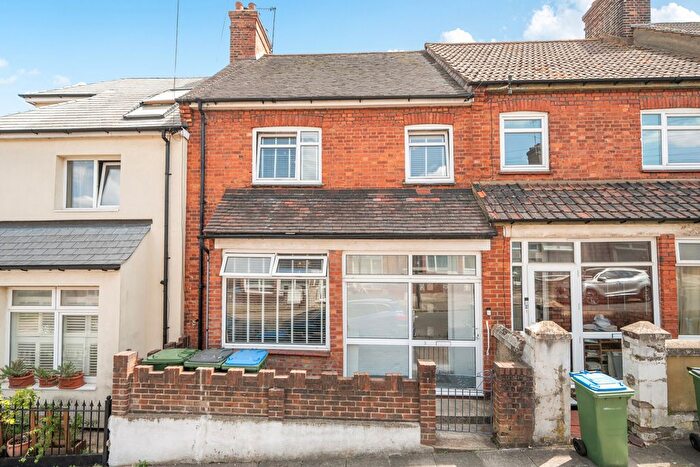 3 Bedroom Terraced House For Sale In Pegwell Street, London, SE18