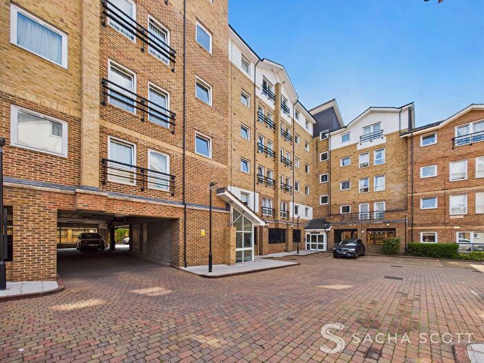 2 Bedroom Flat For Sale In Melbourne Road, Salisbury House, SM6