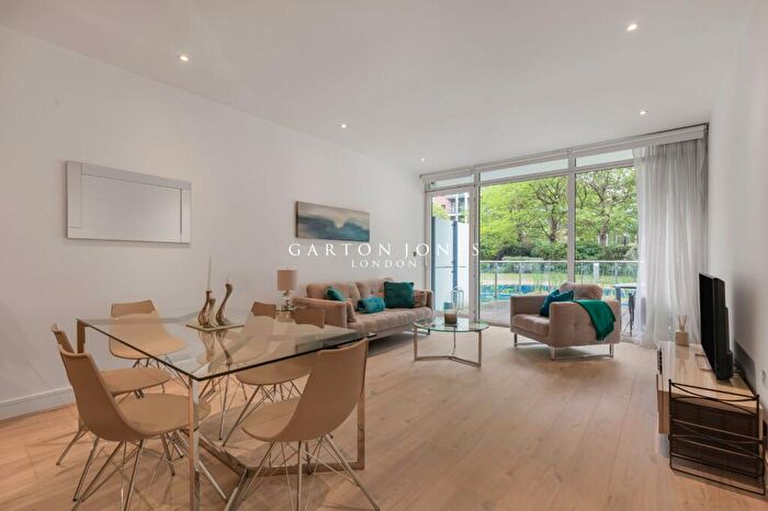 2 Bedroom Apartment To Rent In Howard Building, Queenstown Road, London, SW11