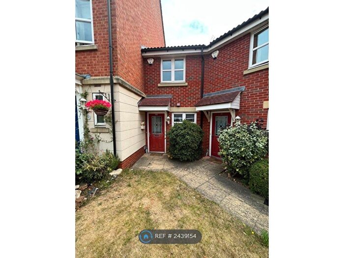 2 Bedroom Terraced House To Rent In Rowley Drive, Nottingham, NG5