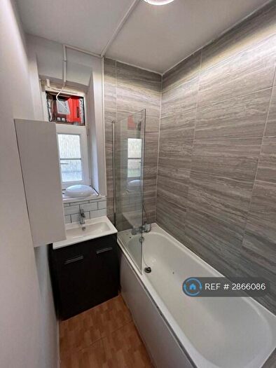 1 Bedroom Flat To Rent In Arden House, London, N1