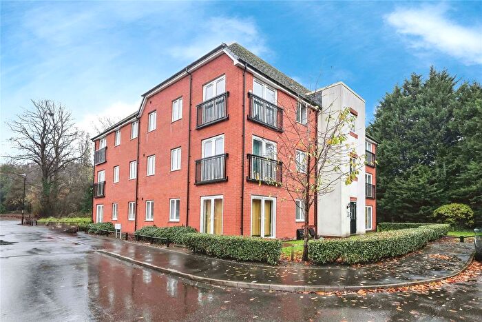 2 Bedroom Flat For Sale In Wicket Drive, Birmingham, West Midlands, B16